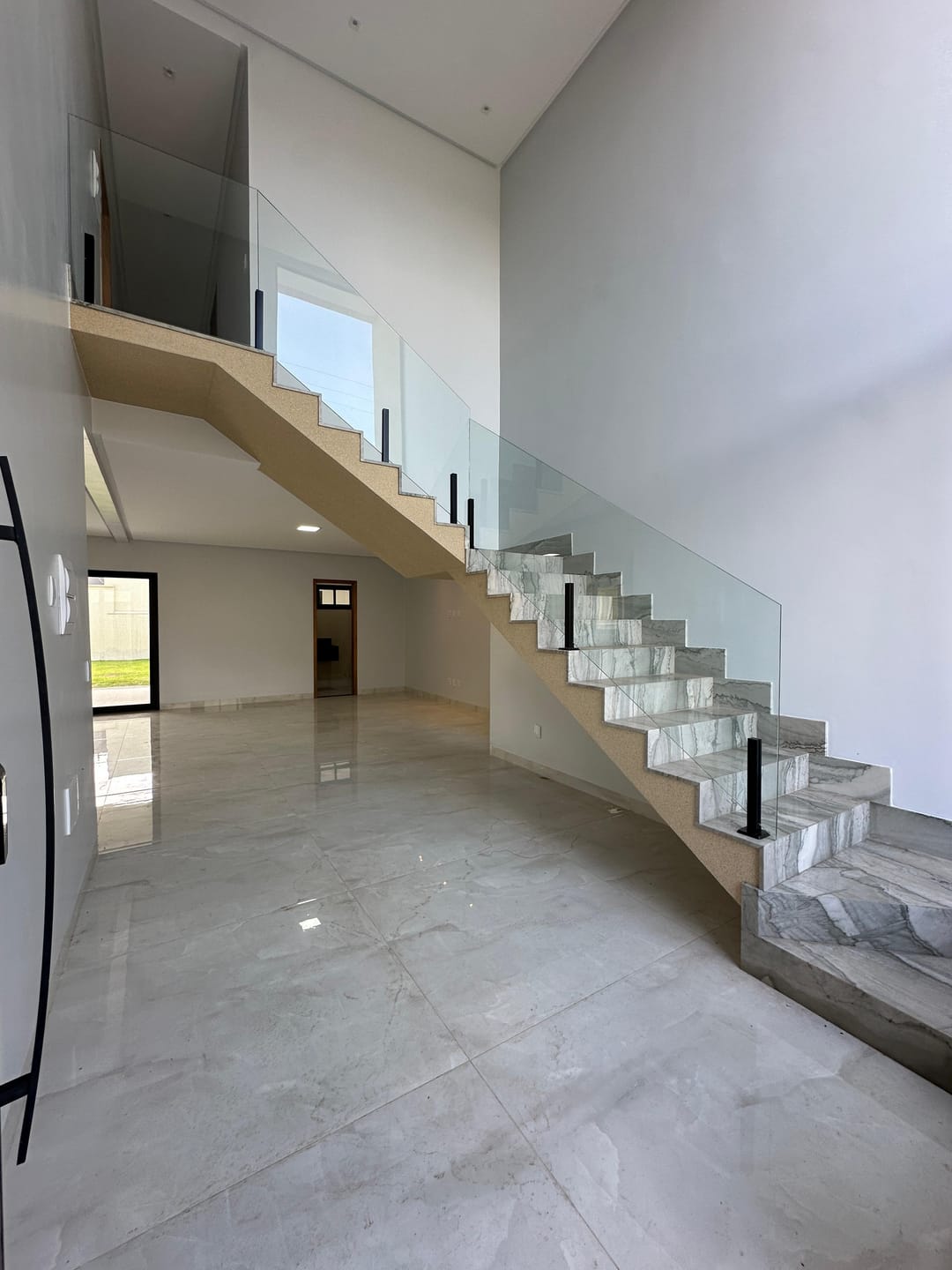 Casa, 4 quartos, 214 m² - Foto 4