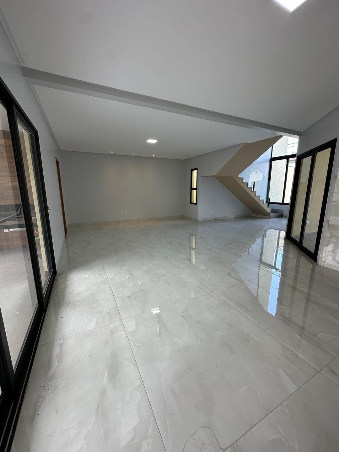 Casa, 4 quartos, 214 m² - Foto 3