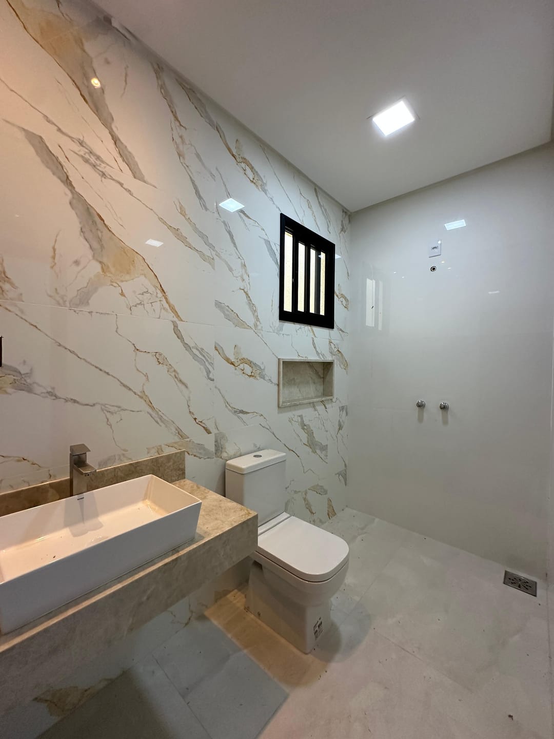 Casa, 4 quartos, 214 m² - Foto 9