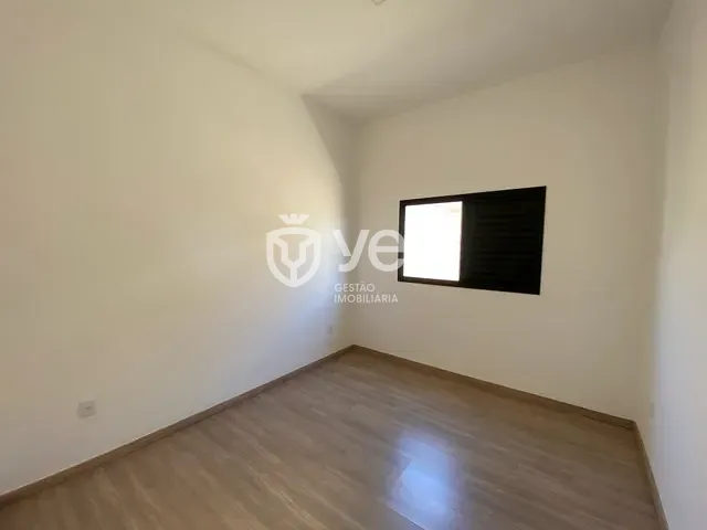 Casa com 448m² 3 quartos e 2 banheiros, à venda, no bairro Loteamento Residencial Condomínio Villágio II em Araxá