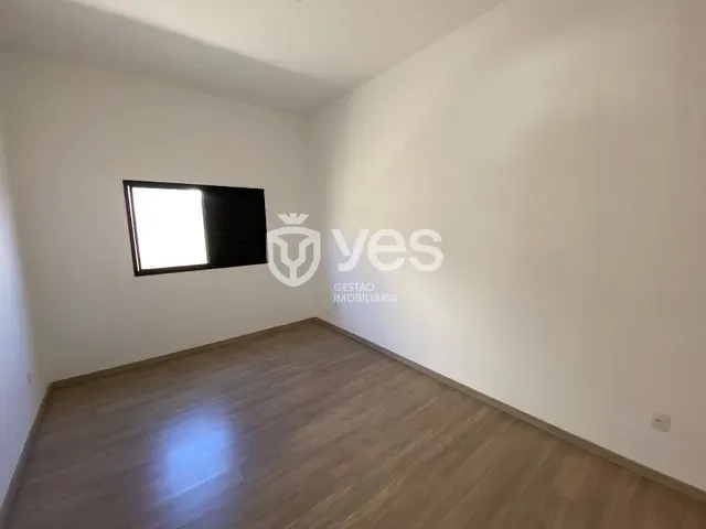 Casa com 448m² 3 quartos e 2 banheiros, à venda, no bairro Loteamento Residencial Condomínio Villágio II em Araxá