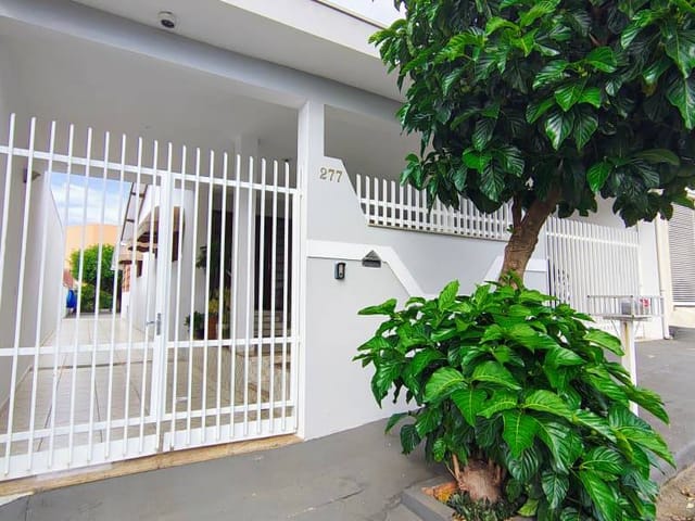 Casa com 478m² 3 quartos e 2 banheiros, à venda, no bairro Jardim Almeida em São João da Boa Vista