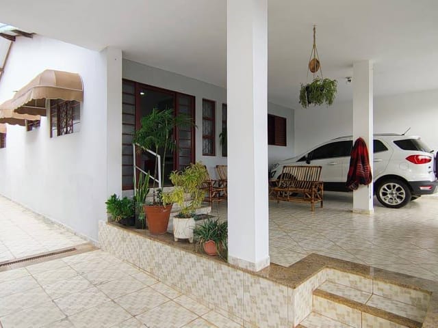 Casa com 478m² 3 quartos e 2 banheiros, à venda, no bairro Jardim Almeida em São João da Boa Vista