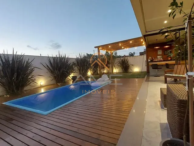 Casa 3 quartos e 2 banheiros, à venda, no bairro Laranjal em Pelotas