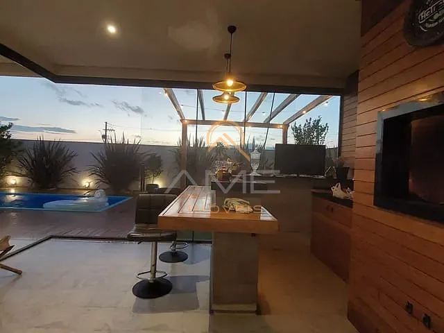 Casa 3 quartos e 2 banheiros, à venda, no bairro Laranjal em Pelotas