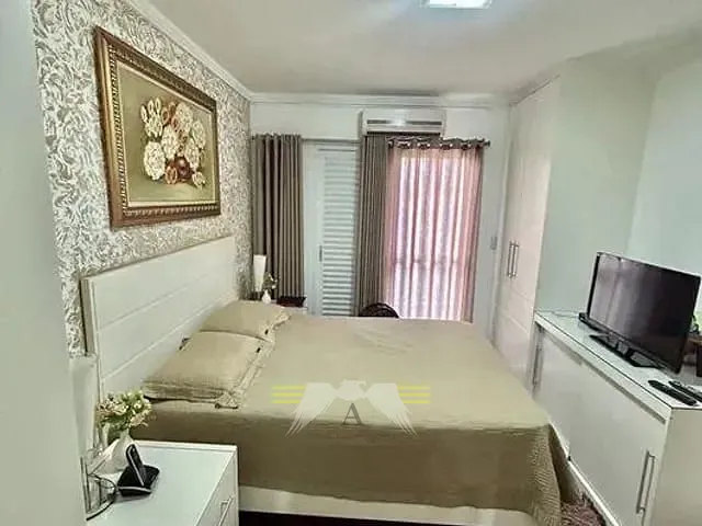 Casa 3 quartos e 4 banheiros, à venda, no bairro Jardim São Paulo em São Paulo