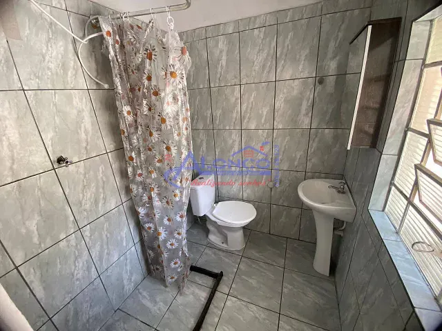 Casa com 210m² 4 quartos e 2 banheiros, à venda, no bairro Parque Itamarati em Jacareí