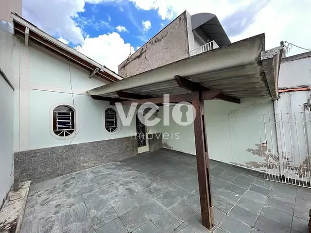 Casa com 125m² 3 quartos e 3 banheiros, para alugar, no bairro Centro em Taubaté