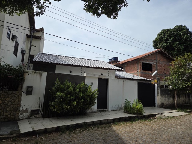 Casa com 200m² 2 quartos e 2 banheiros, à venda, no bairro Horto em Campos dos Goytacazes