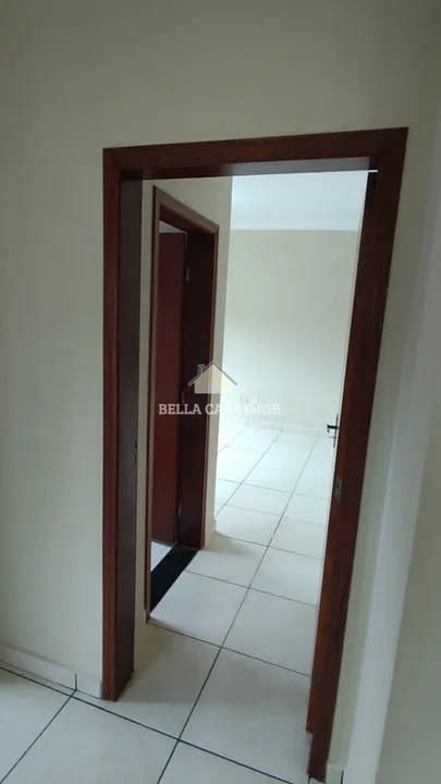 Casa à venda com 3 quartos, 80m² - Foto 10