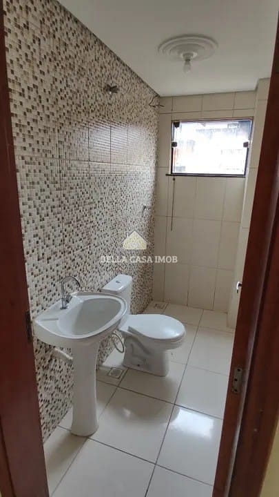 Casa à venda com 3 quartos, 80m² - Foto 6