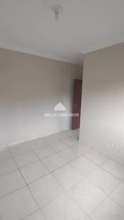 Casa à venda com 3 quartos, 80m² - Foto 12