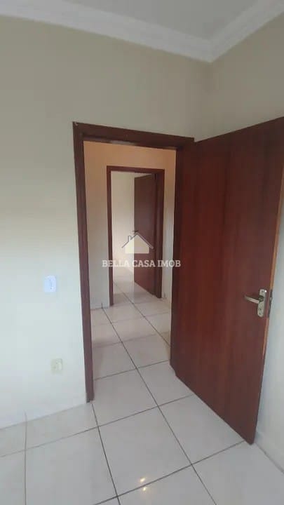 Casa à venda com 3 quartos, 80m² - Foto 15