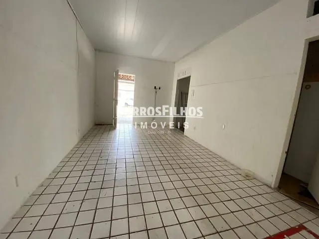 Casa com 0m² 2 quartos e 1 banheiro, à venda, no bairro São José em Aracaju