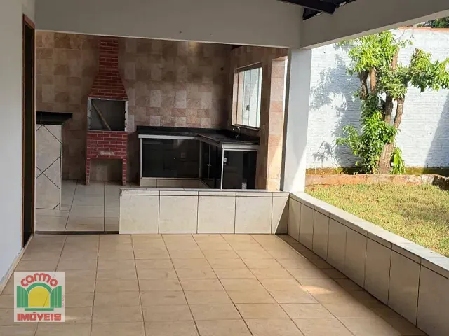 Casa com 268m² 3 quartos e 2 banheiros, à venda, no bairro De Lourdes em Anápolis