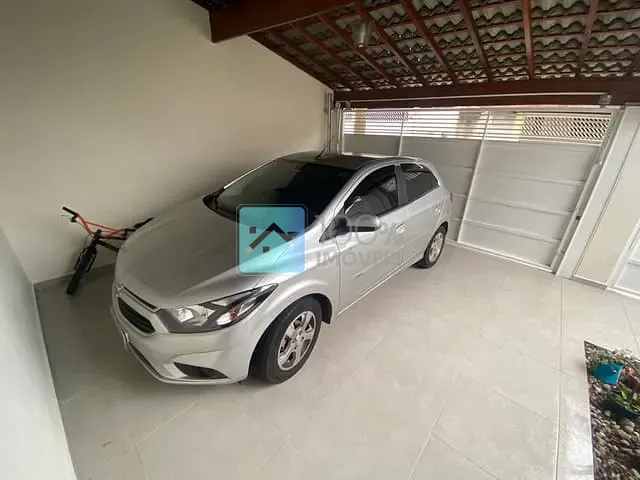 Casa com 140m² 3 quartos e 2 banheiros, à venda, no bairro Vila Branca em Jacareí