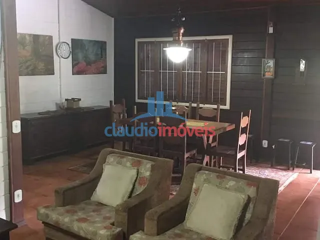Casa 3 quartos e 2 banheiros, à venda, no bairro Vila de Maringá em Itatiaia