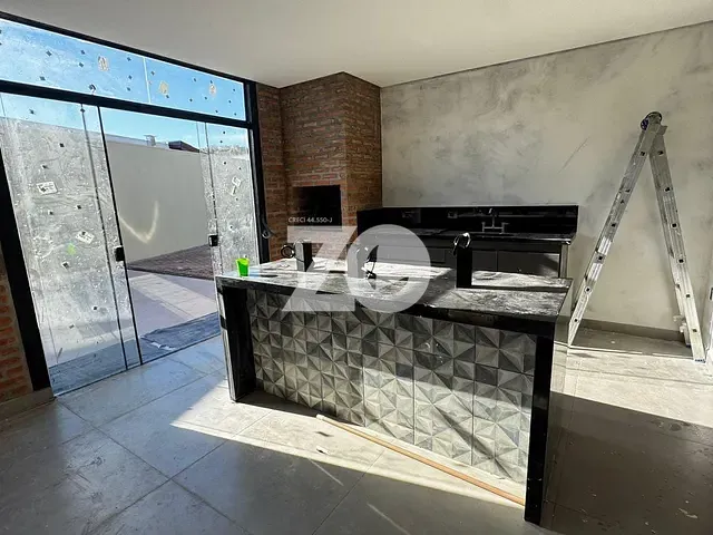 Casa com 793m² 3 quartos e 5 banheiros, à venda, no bairro Centro em Piratininga