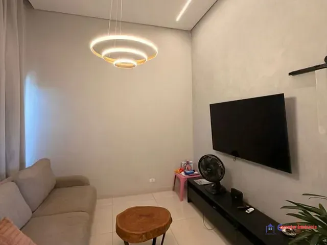 Casa 3 quartos e 1 banheiro, à venda, no bairro Vila Piloto em Três Lagoas
