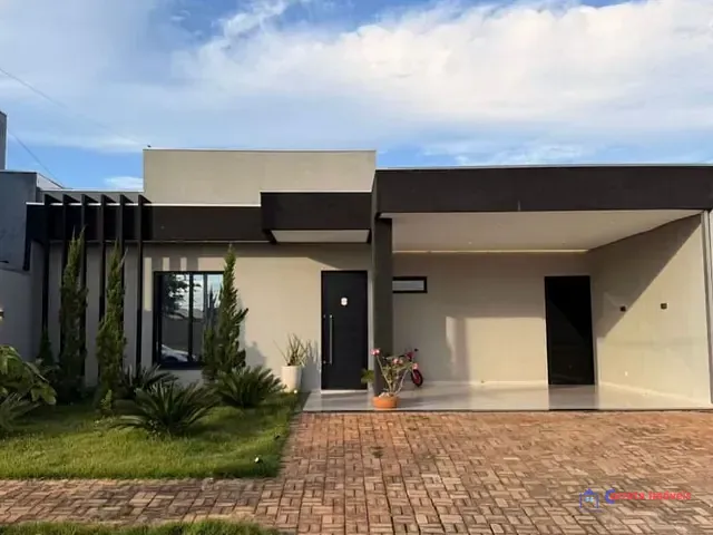 Casa 3 quartos e 1 banheiro, à venda, no bairro Vila Piloto em Três Lagoas
