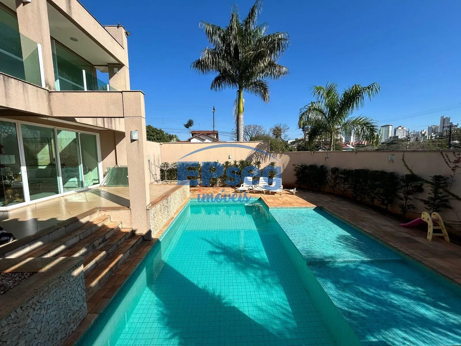 Casa, 4 quartos, 369 m² - Foto 32