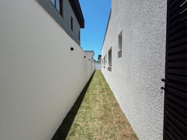 Casa com 450m² 3 quartos e 4 banheiros, à venda, no bairro Boulevard Lagoa em Serra