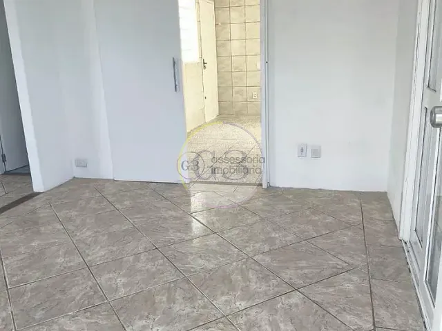 Casa 3 quartos e 1 banheiro, para alugar, no bairro Areal em Pelotas