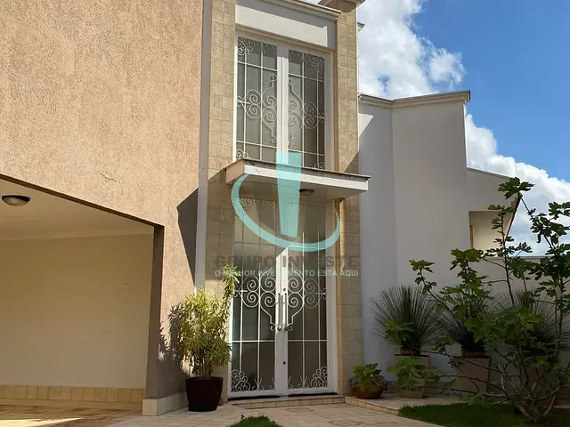 Sobrado com 544m² 3 quartos e 5 banheiros, à venda ou para alugar, no bairro Jardim Salto Grande em Araraquara
