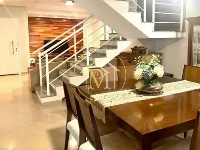 Casa com 210m² 3 quartos e 5 banheiros, à venda, no bairro Chácaras Reunidas São Jorge em Sorocaba