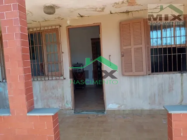 Casa com 100m² 2 quartos e 1 banheiro, à venda, no bairro Cidade da Criança em Praia Grande