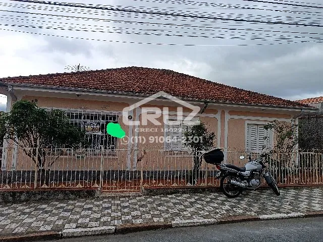 Casa com 250m² 3 quartos e 2 banheiros, à venda, no bairro Região Central em Caieiras