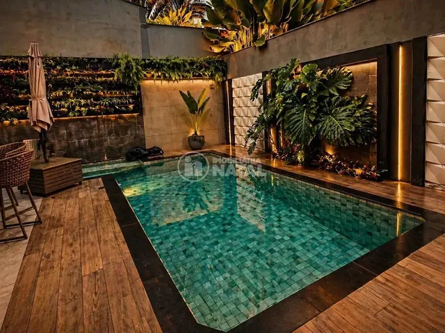 Casa com 10m² 4 quartos e 3 banheiros, à venda, no bairro Recanto do Salto em Londrina