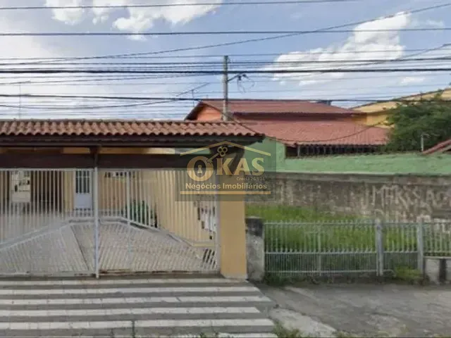 Casa com 251m² 5 quartos e 3 banheiros, à venda, no bairro Centro em Poá