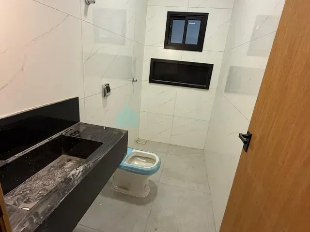 Casa 3 quartos e 1 banheiro, à venda, no bairro Barka II em Catalão