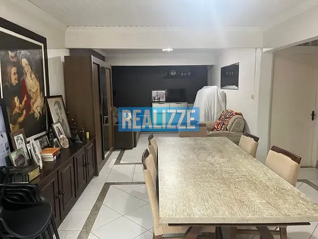 Casa com 313m² 6 quartos e 4 banheiros, à venda, no bairro Centro em Marau