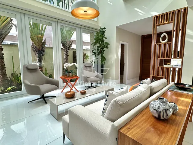 Casa com 400m² 4 quartos e 8 banheiros, à venda, no bairro Tamboré em Santana de Parnaíba