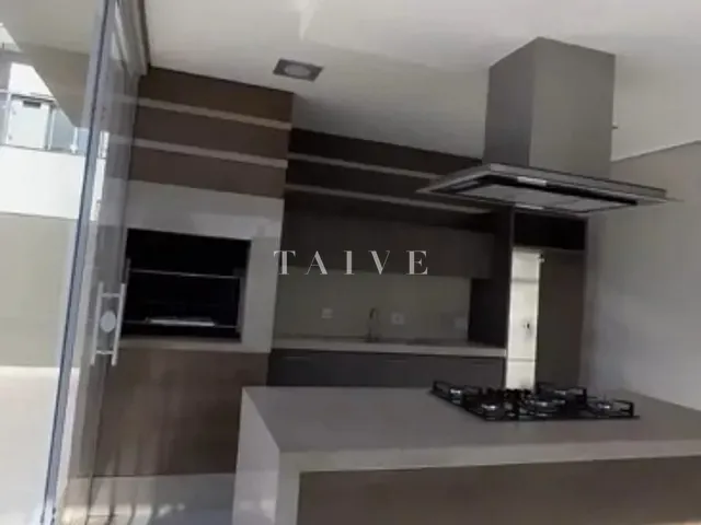 Casa com 300m² 3 quartos e 4 banheiros, à venda, no bairro Esperança em Londrina