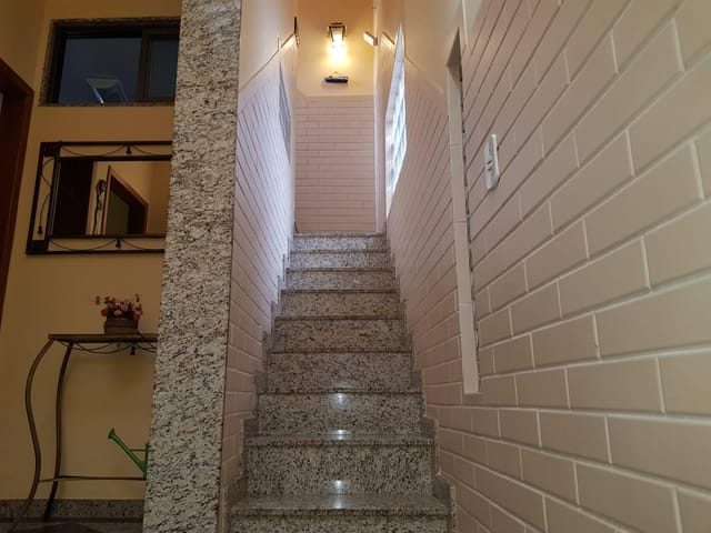 Casa 4 quartos e 4 banheiros, à venda, no bairro Todos os Santos em Rio de Janeiro