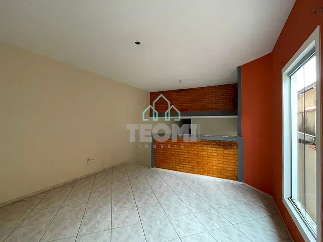 Casa com 138m² 2 quartos e 2 banheiros, à venda, no bairro Chácara Belo Horizonte em Taubaté