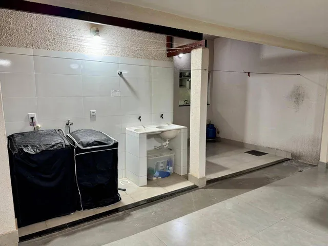 Casa com 217m² 3 quartos e 1 banheiro, à venda, no bairro Jardim Novo Mundo em Goiânia