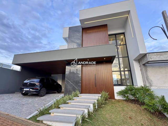 Casa 3 quartos e 3 banheiros, à venda, no bairro Loteamento Residencial Florais Do Lago em Apucarana