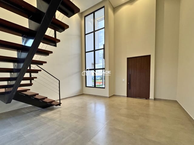 Casa 3 quartos e 3 banheiros, à venda, no bairro Loteamento Residencial Florais Do Lago em Apucarana