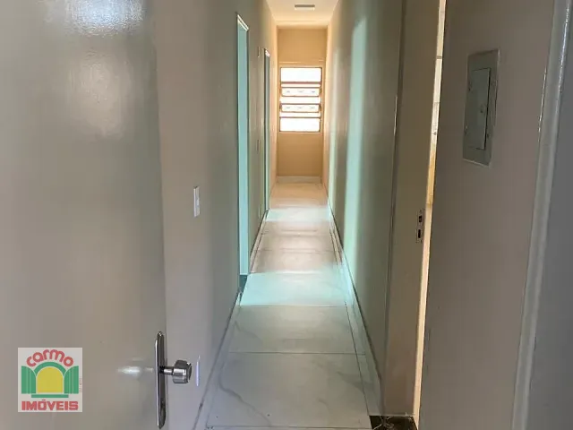 Casa 2 quartos e 2 banheiros, à venda, no bairro Jardim Nações Unidas em Anápolis