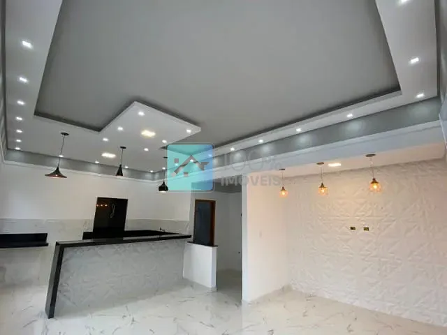 Casa com 250m² 3 quartos e 2 banheiros, à venda, no bairro Águas da Prata em São José dos Campos