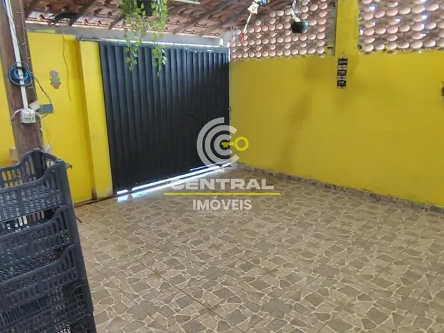 Casa com 180m² 2 quartos e 2 banheiros, para alugar, no bairro Santo Expedito em Itaboraí