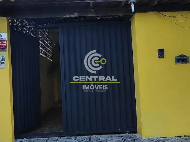 Casa com 180m² 2 quartos e 2 banheiros, para alugar, no bairro Santo Expedito em Itaboraí