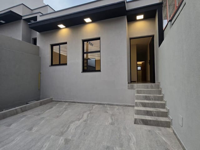 Casa com 126m² 2 quartos e 2 banheiros, à venda, no bairro Vila Brasileira em Mogi das Cruzes