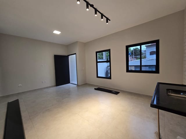 Casa com 126m² 2 quartos e 2 banheiros, à venda, no bairro Vila Brasileira em Mogi das Cruzes