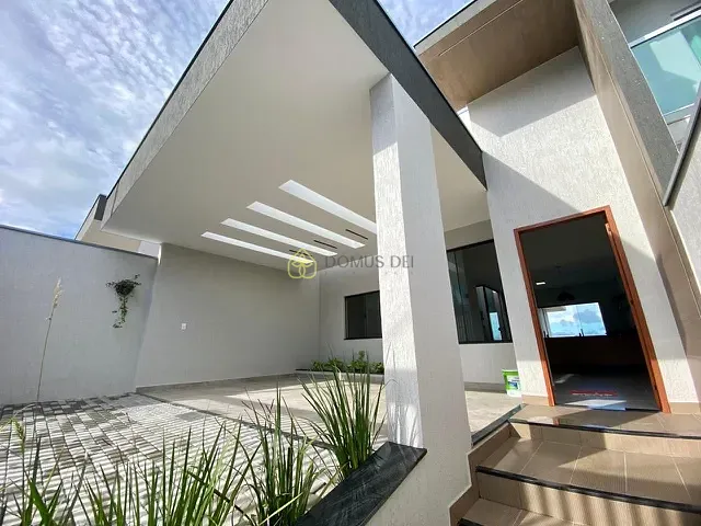Casa com 225m² 3 quartos e 2 banheiros, à venda, no bairro Parque Ipiranga II em Resende