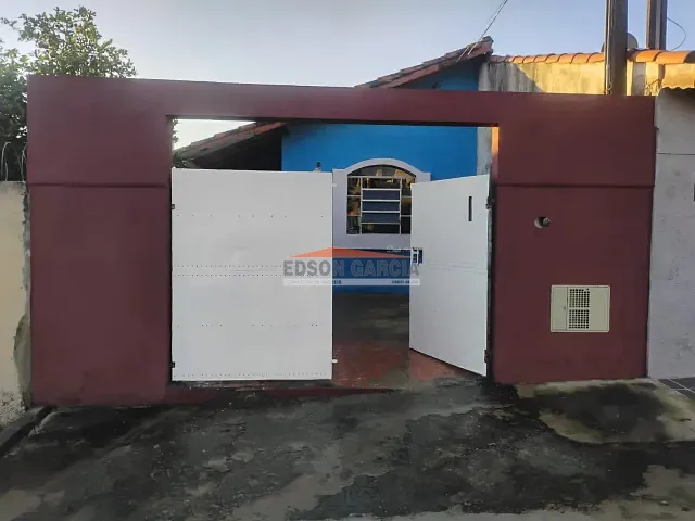 Casa com 125m² 3 quartos e 2 banheiros, à venda, no bairro Parque São Bento em Sorocaba